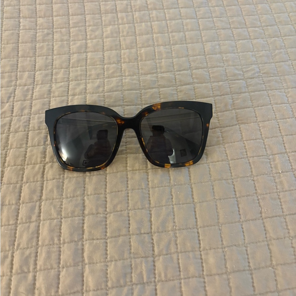 Never Worn Diff Eyewear Black and Tortoise Square Sunglasses